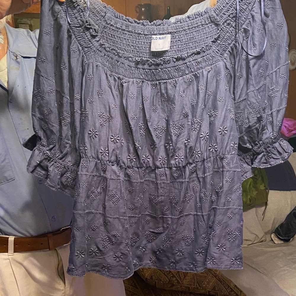 Old Navy Women's Embroidered Gray Blouse